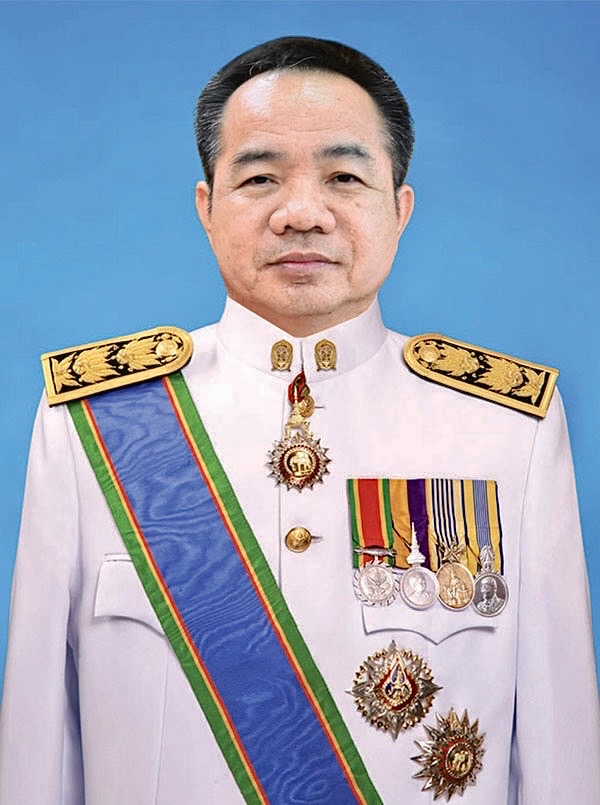 นายปริวิชญ์ ไชยประเสริฐ